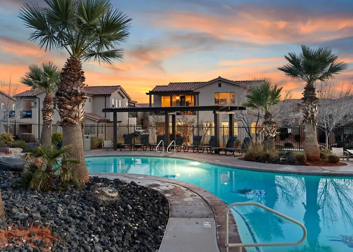33| Poolside Retreat In St George With 3 Deck Views